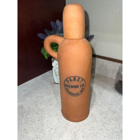 Limited edition Pabst Brewing Co. x The Hateful Eight Ceramic Decanter Growler — - Picture 1 of 6